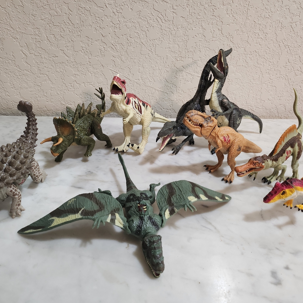 Jurassic World 2015 Bashers And Biters Lot